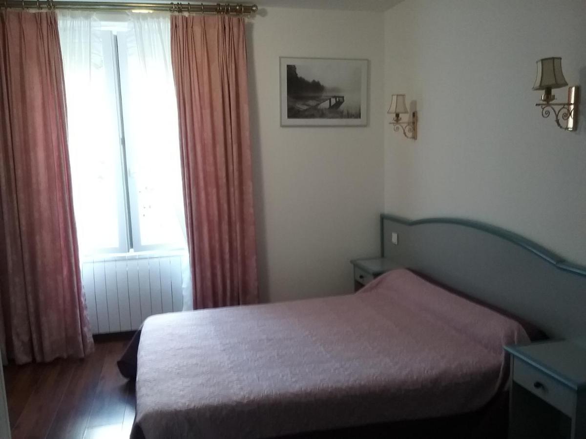 Manoir De Gravezon Bed & Breakfast Lunas  Bagian luar foto